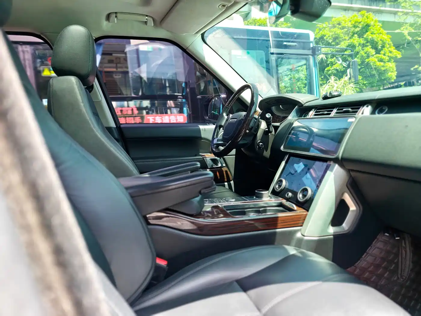 Land Rover Range Rover 2017 3.0 SC V6 Vogue фото 16