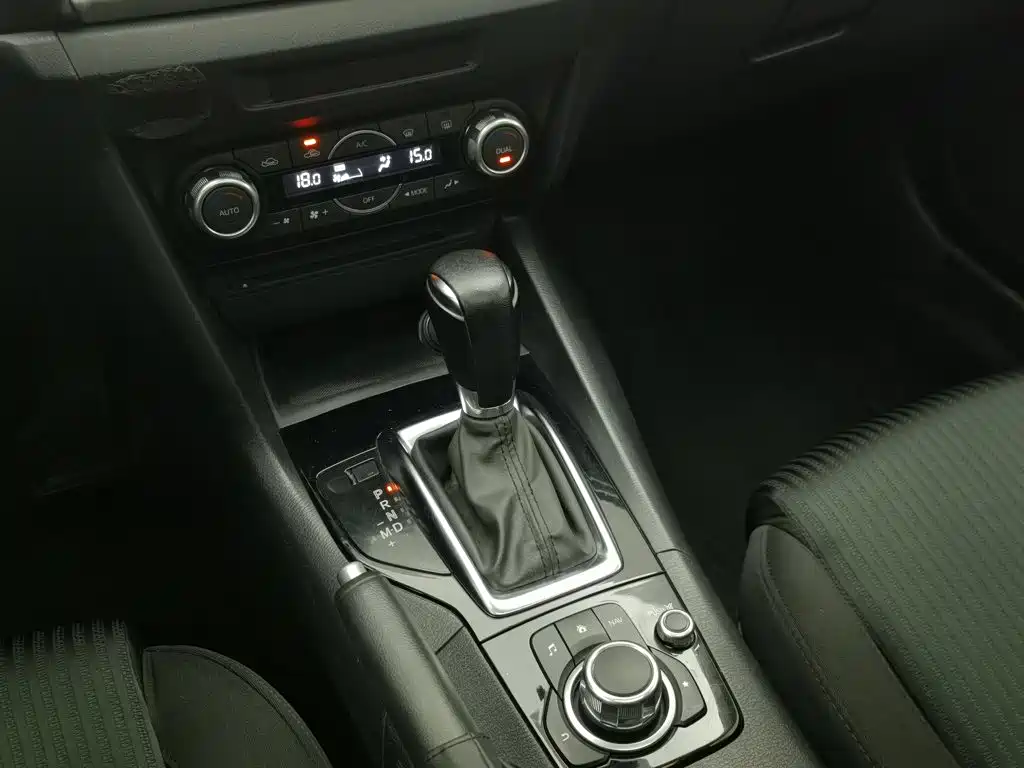 Photo 13 - Mazda Mazda 3