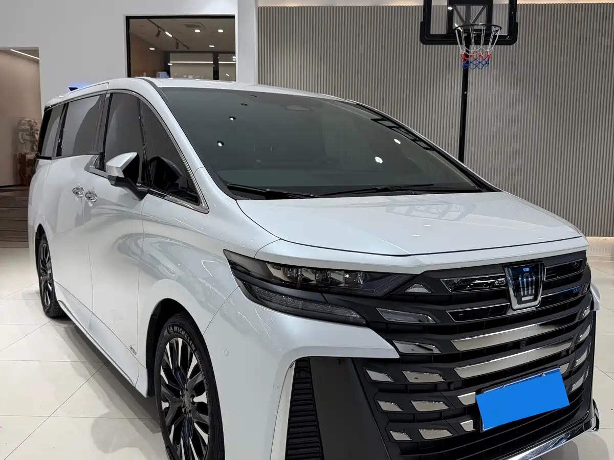 Toyota Vellfire 2025 2024 Crown Hybrid 2.5L Executive Premium Edition