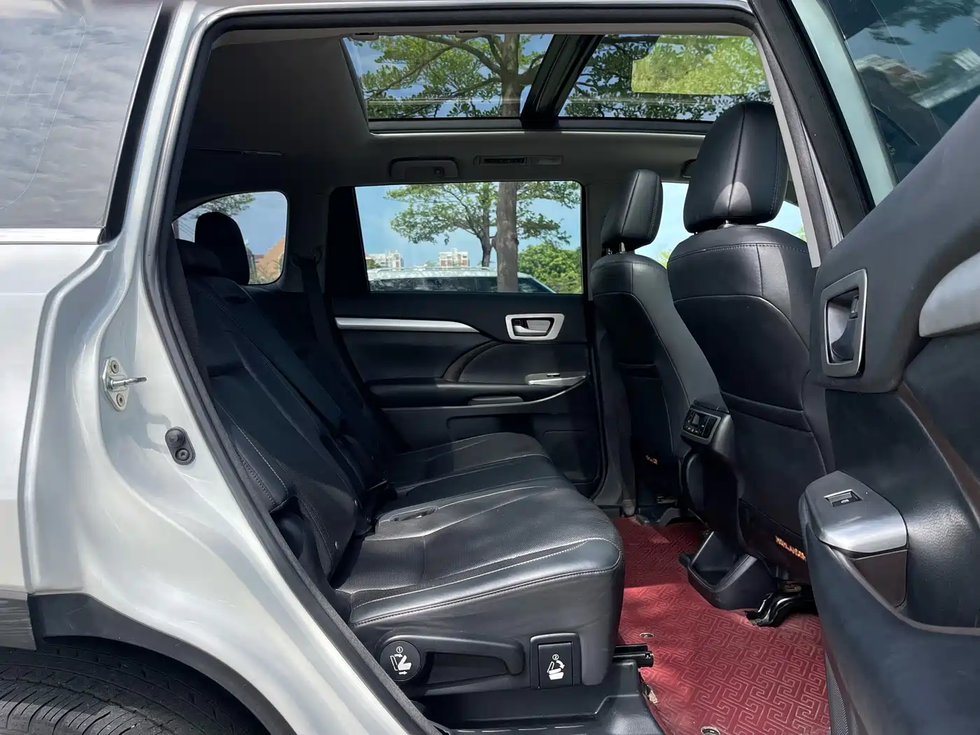 Toyota Highlander 2018 2.0T 4WD Luxury 7-seater (China V) фото 15