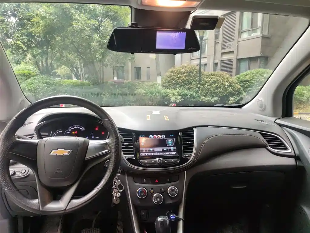 Chevrolet Trax 2018 330T Automatic 2WD Elite фото 13