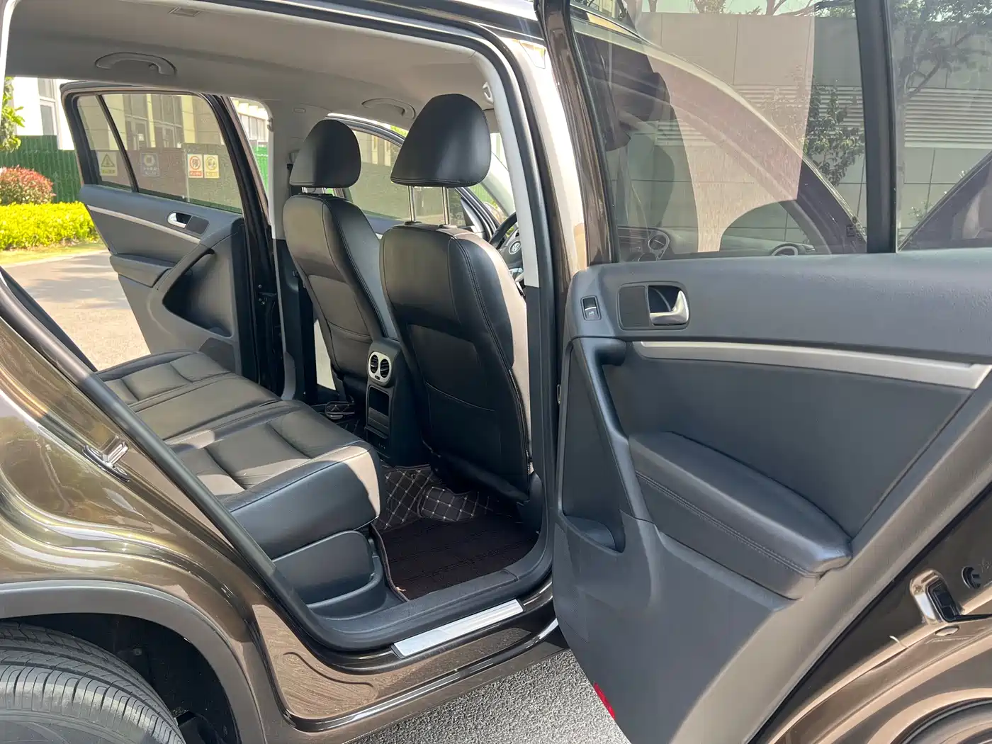 Volkswagen Tiguan 2015 1.8TSI Automatic 2WD Comfortline фото 8