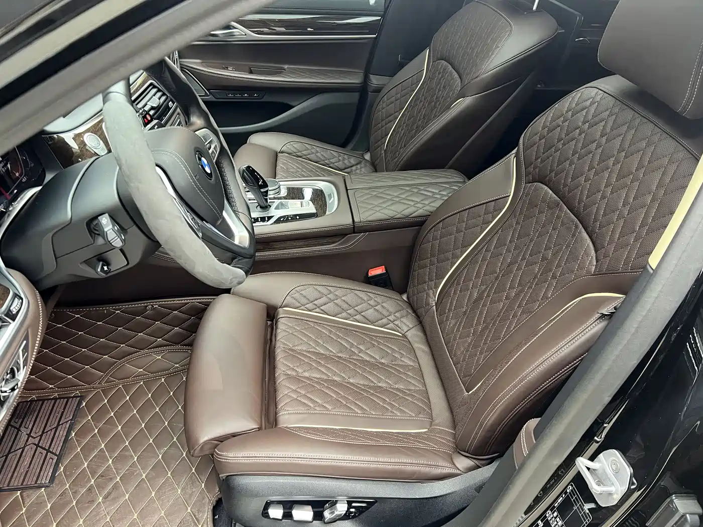 BMW 7 Series 2019 740Li Premium Luxury Package фото 21