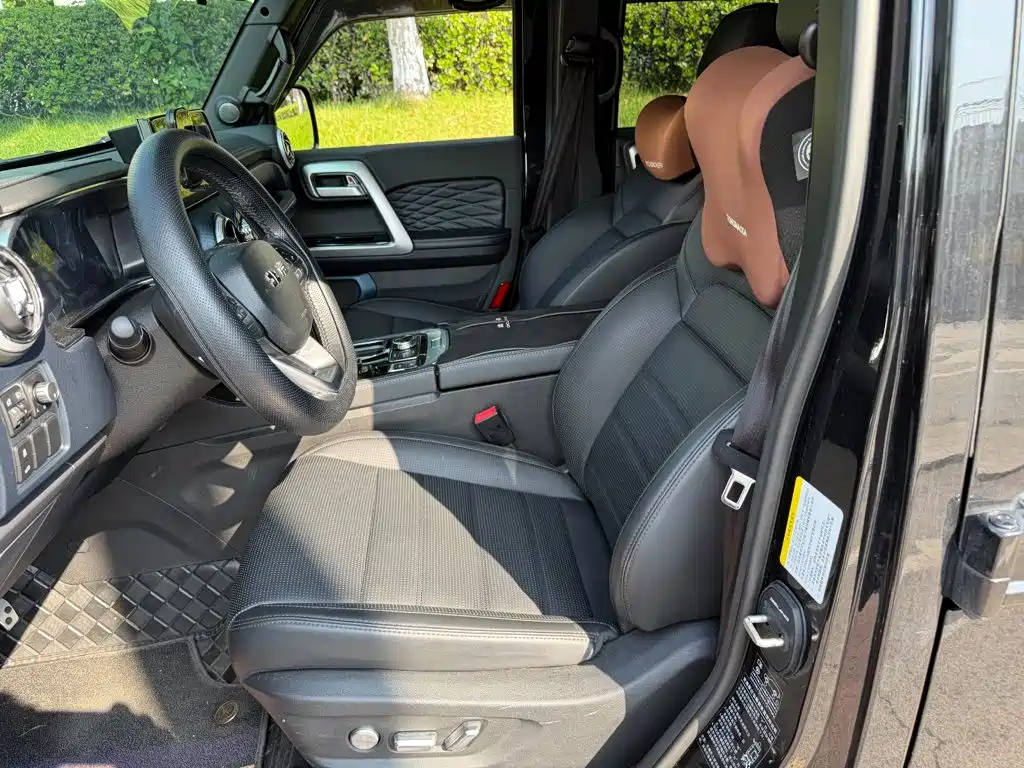 BAIC ORV Beijing Offroad BJ40 2025 2024 2.0T Urban Hunter Glory Edition