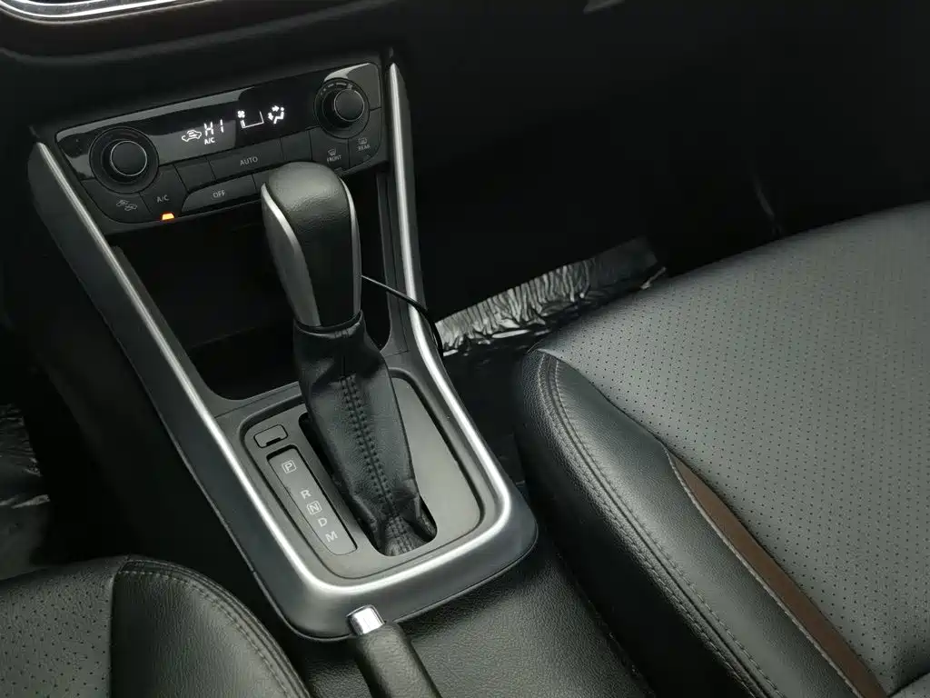 Suzuki Xiaotu 2018 2017 1.6L CVT 2WD Urban Progressive Edition