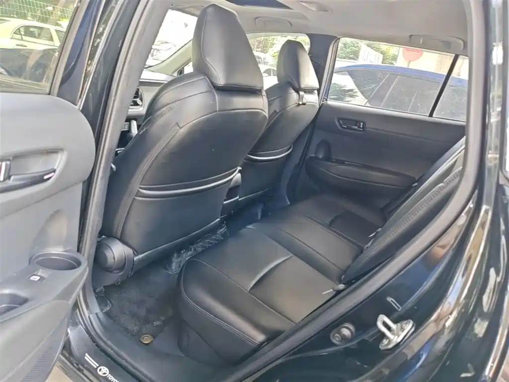 Toyota Frontlander 2023 2.0L Smart Hybrid Dual Engine Leading Edition фото 17