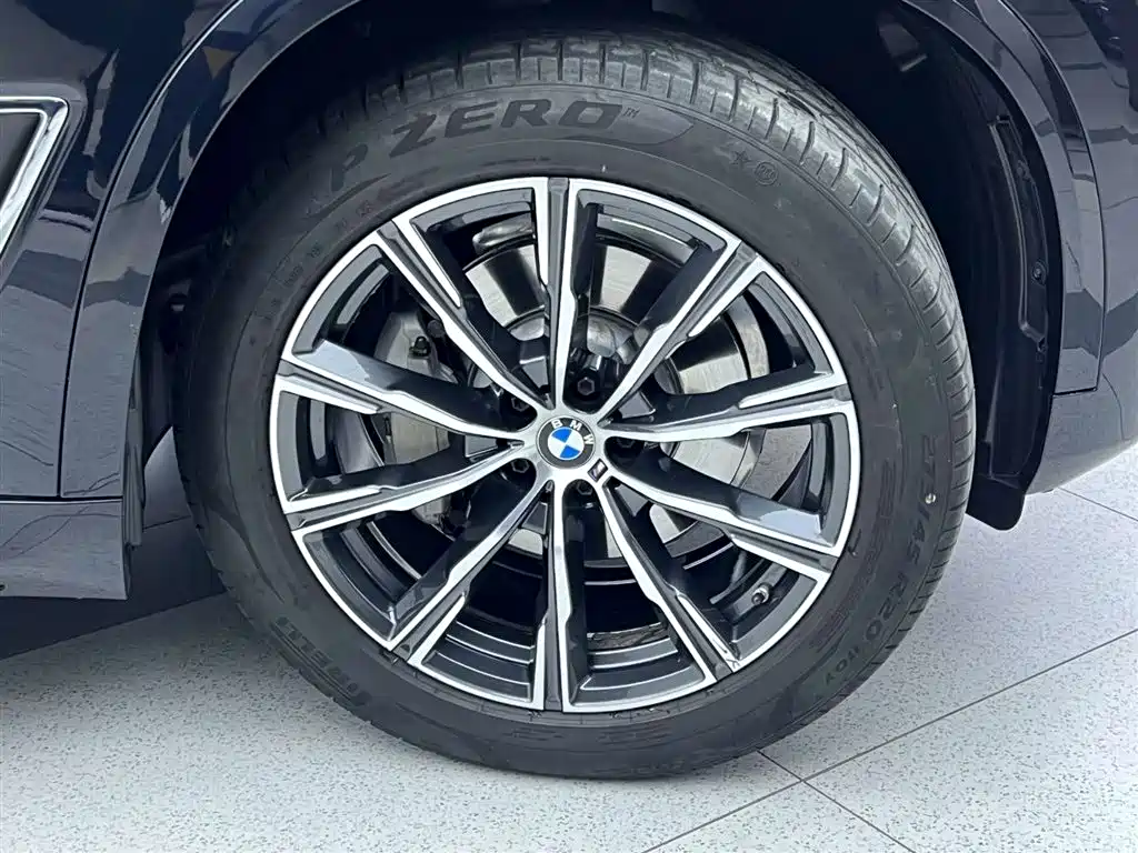 BMW X5 2022 xDrive 30Li Premium M Sport Package фото 5
