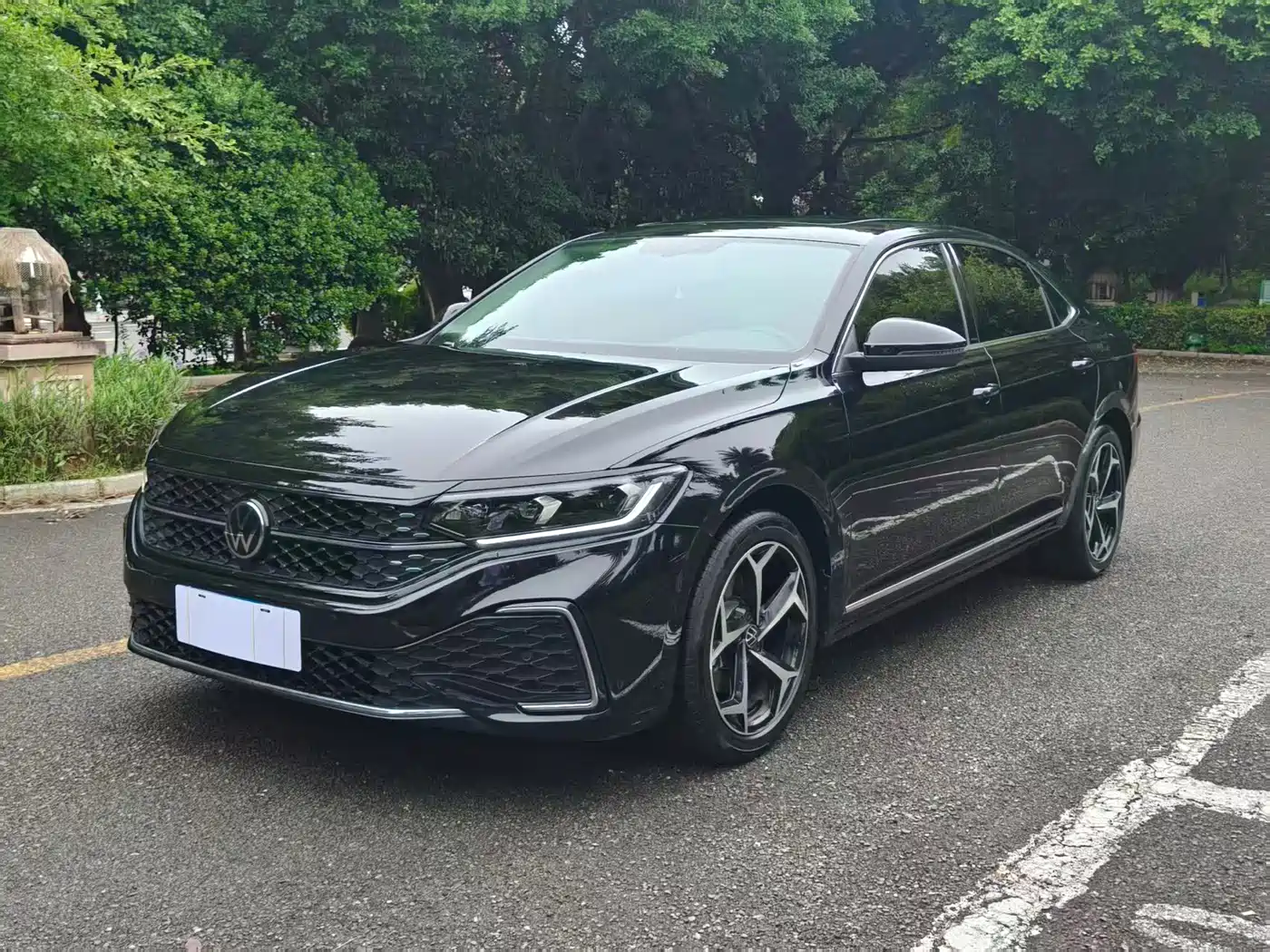 Фото 3 - Volkswagen Passat