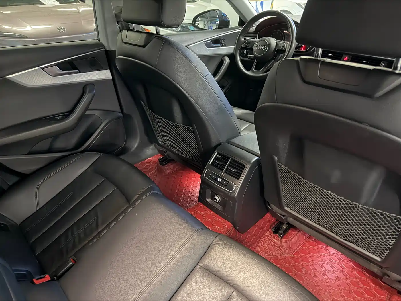 Audi A5 (Import) 2019 Sportback 40 TFSI Fashion фото 9
