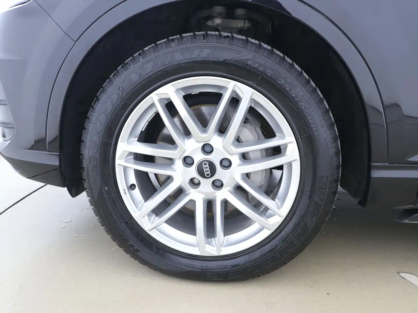 Audi Q7 2016 40 TFSI S line Sport фото 12