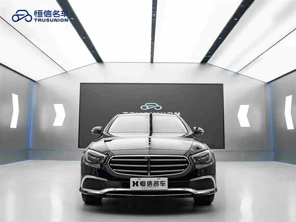 Mercedes-Benz E-Class 2023 Facelift E 300 L Luxury фото 2