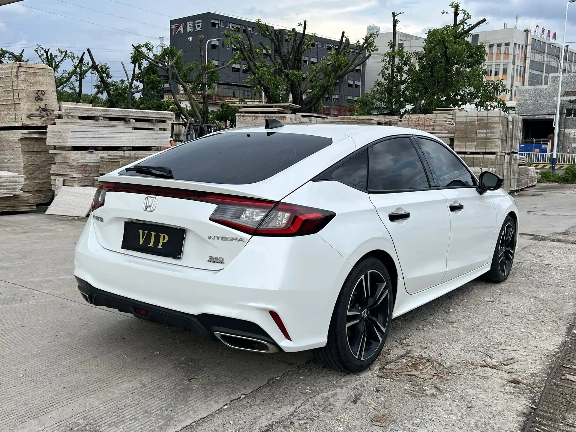 Фото 6 - Honda Integra