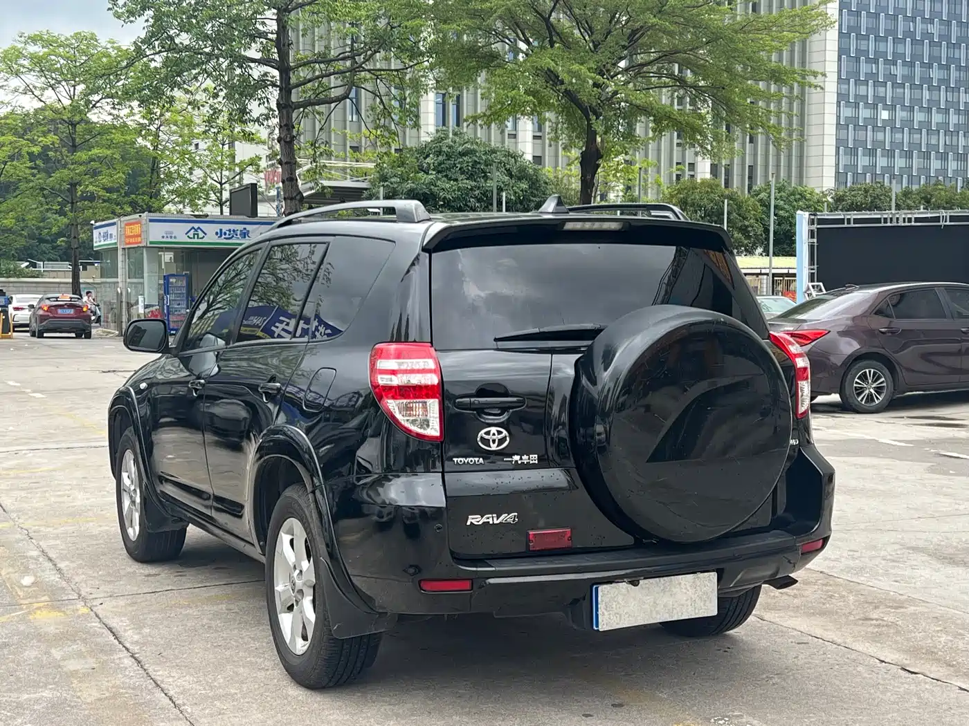 Toyota RAV4 Rongfang 2010 2.4L Automatic Luxury Upgrade Edition фото 9