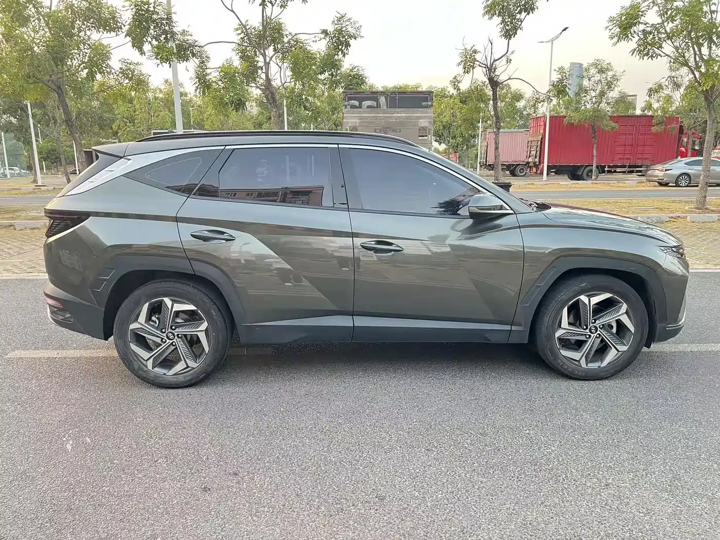 Hyundai Tucson 2021 Tucson L 1.5T DCT LUX Premium фото 4