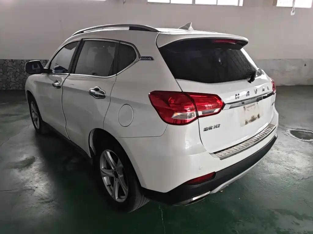 Photo 5 - Haval H2