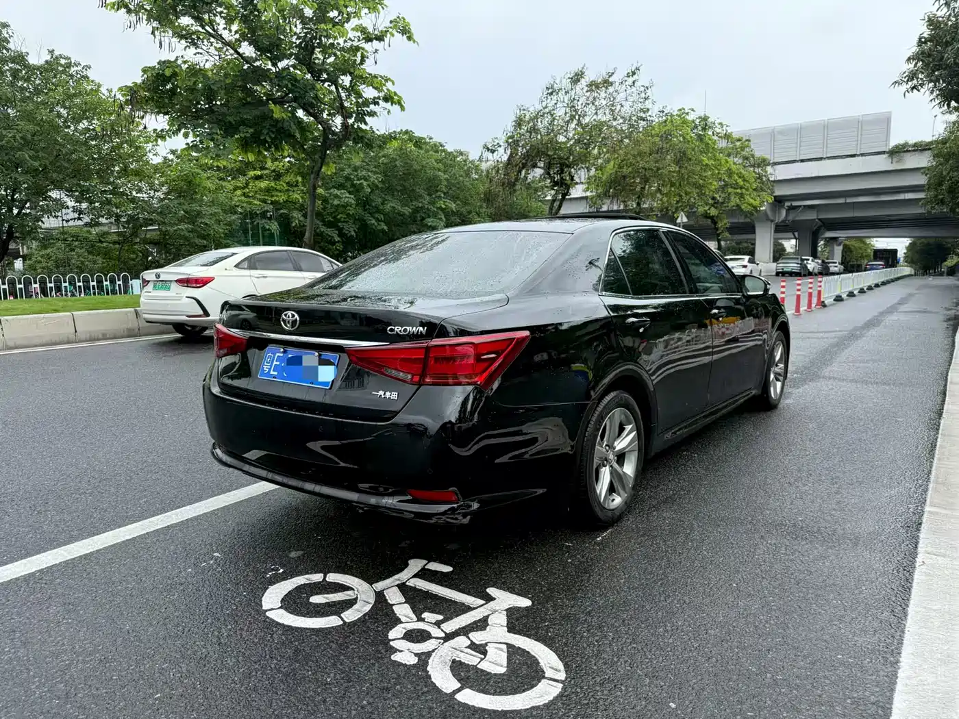Toyota Crown 2015 2.5L Smart Edition фото 3