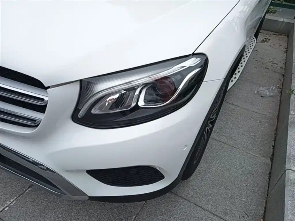 Mercedes-Benz GLC 2018 Facelift GLC 200 4MATIC фото 24