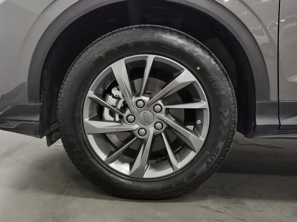 Photo 17 - Geely Coolray