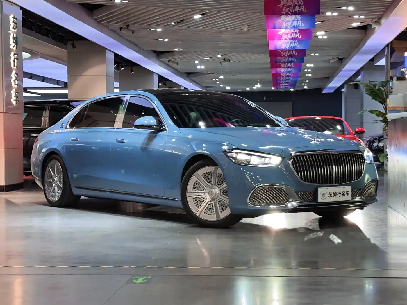 Mercedes-Benz Maybach S-Class 2022 S 680 4MATIC Craftsmanship Limited Launch Edition фото 3