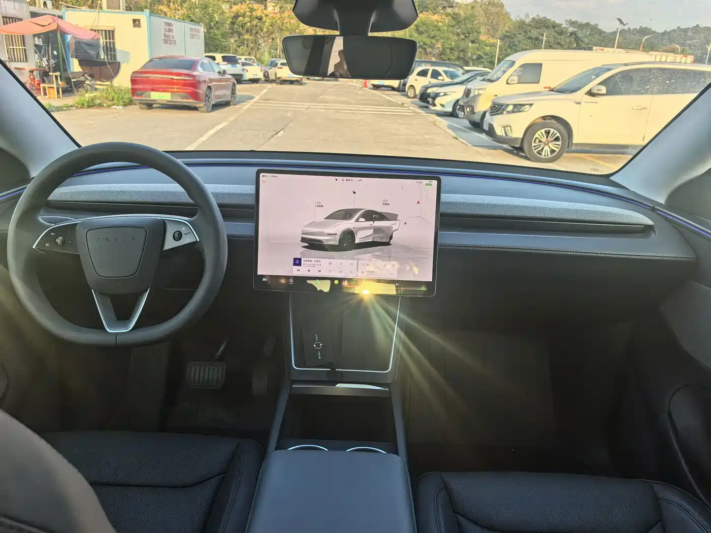 Tesla Model Y 2026 2025 Rear-Wheel Drive