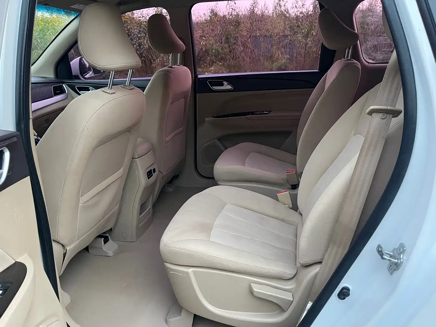 Wuling Motors Wuling 730 2020 2020 Commercial Vehicle 1.5L Manual Premium Edition 7-Seater