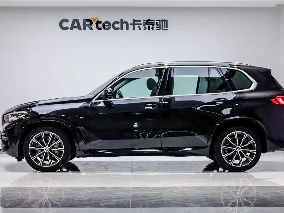 BMW X5 (Import) 2022 xDrive30i M Sport Package фото 3