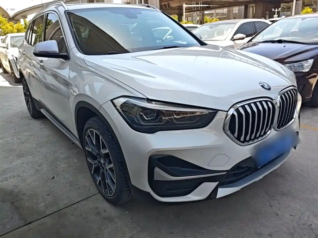 BMW X1 2021 xDrive25Li Exclusive фото 4