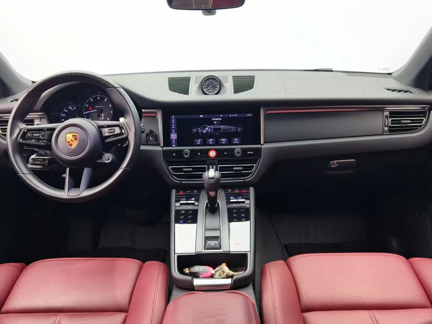 Porsche Macan 2022 Macan T 2.0T фото 9