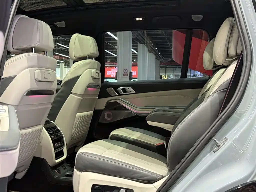 BMW X7 M60i 2023 xDrive M60i фото 19