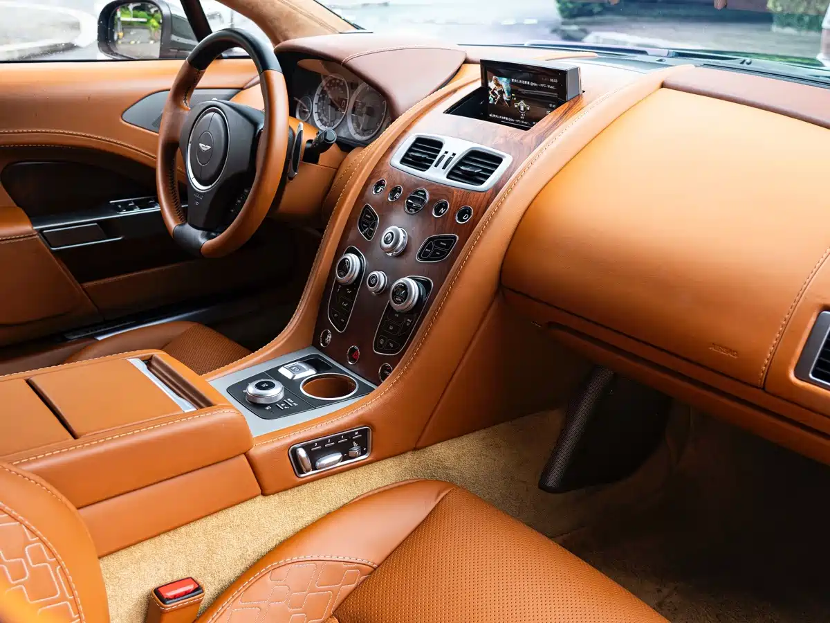 Aston Martin Rapide 2018 2017 6.0L S