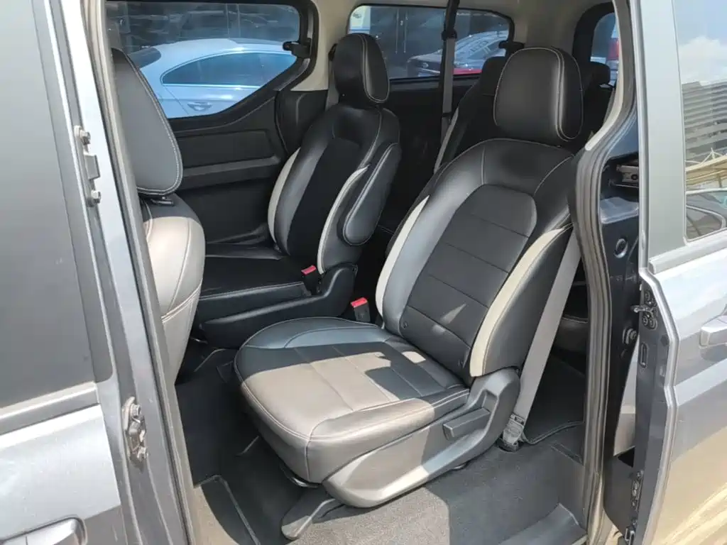 Wuling Motors Wuling Journey 2022 2021 1.5T Manual Luxury Commercial Vehicle