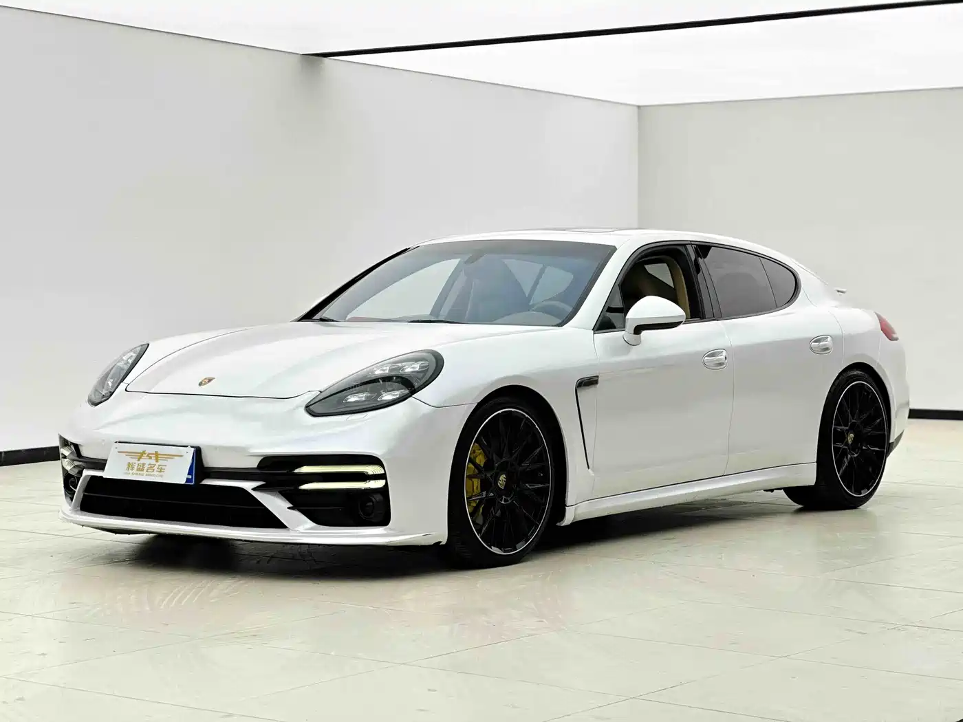 Porsche Panamera 2014 Panamera 3.0T фото 10