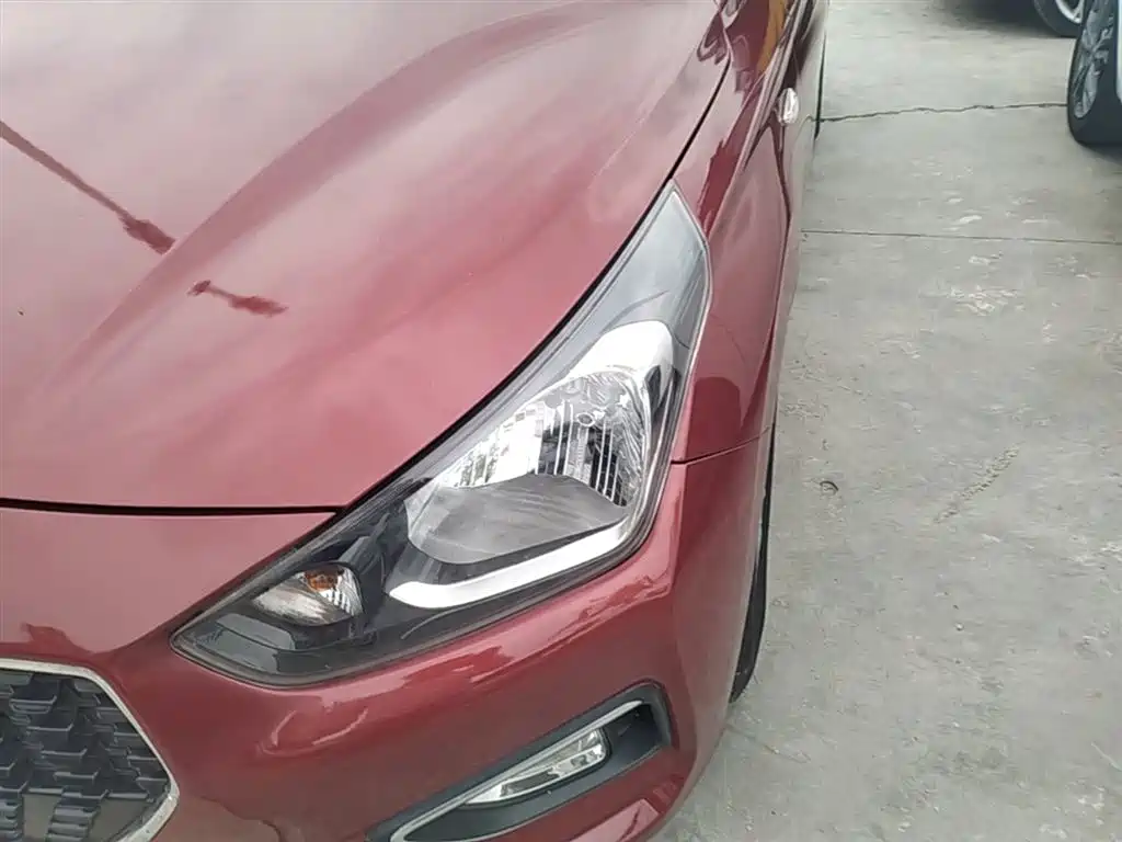 Hyundai Verna 2017 1.4L Manual Color Sunroof Edition (China V) фото 24