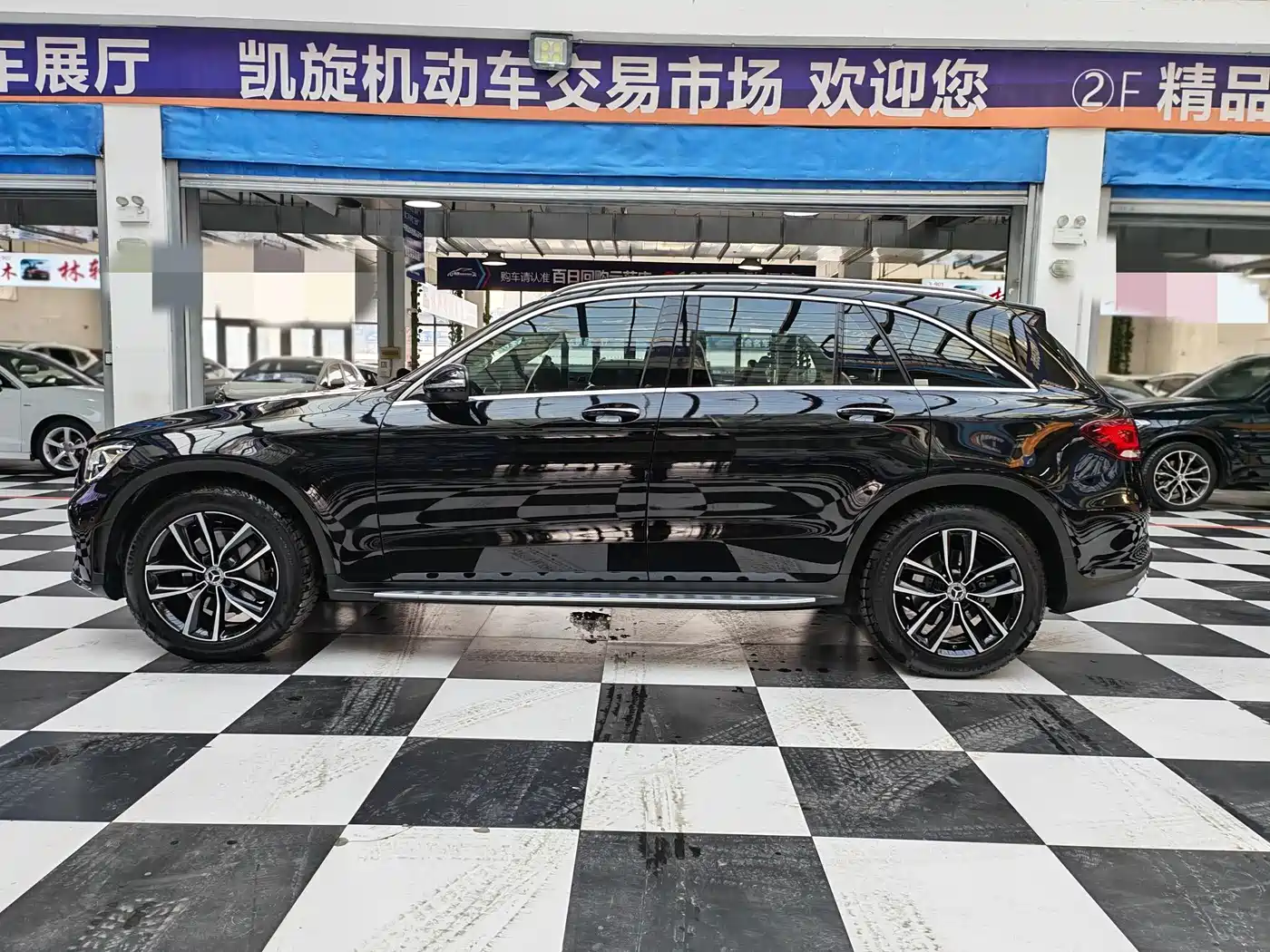 Mercedes-Benz GLC 2020 Facelift GLC 300 L 4MATIC Dynamic фото 7