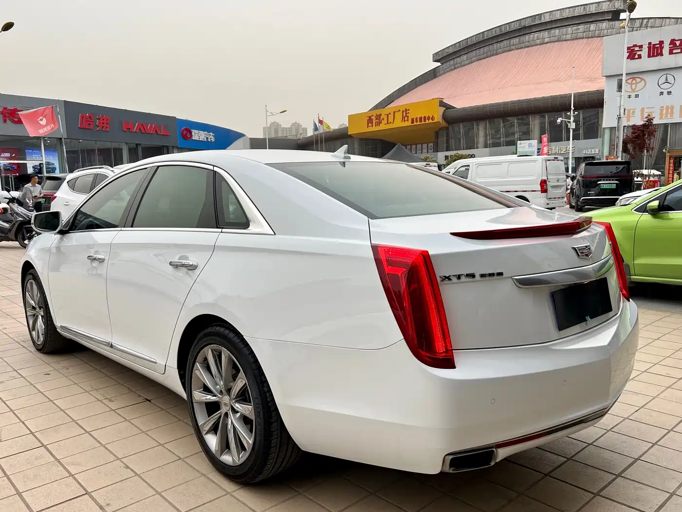 Cadillac XTS 2014 28T Platinum Edition фото 24