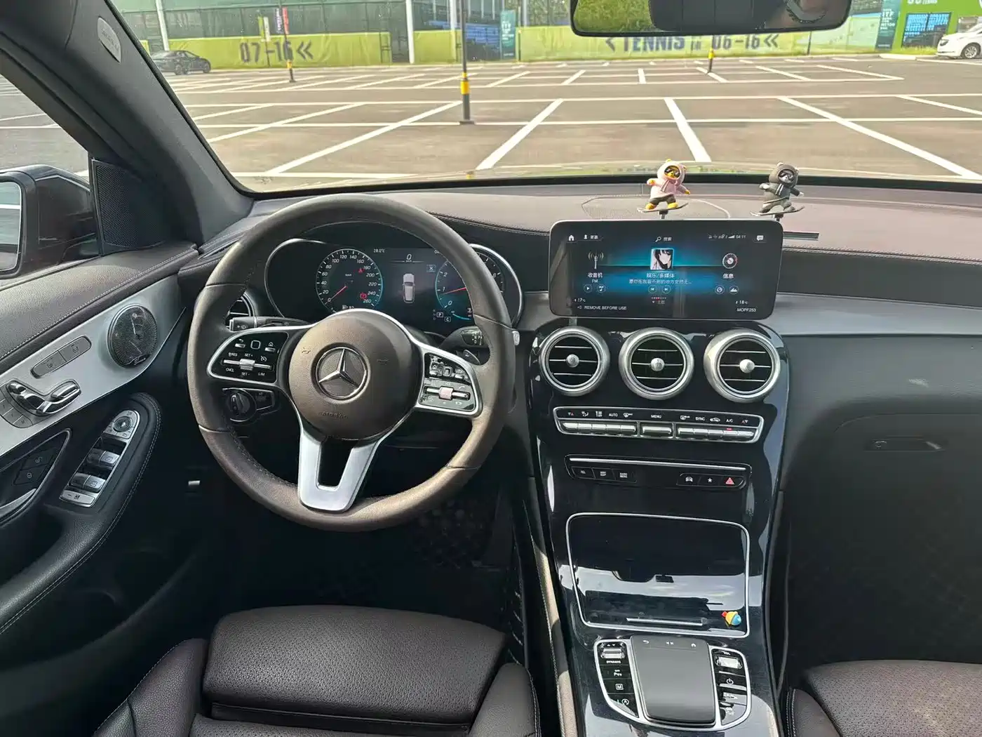 Mercedes-Benz GLC 2022 Facelift GLC 260 L 4MATIC Dynamic фото 6