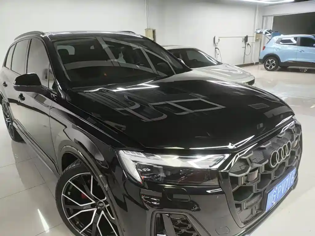Audi Q7 2025 2025 55 TFSI quattro S line Black Warrior