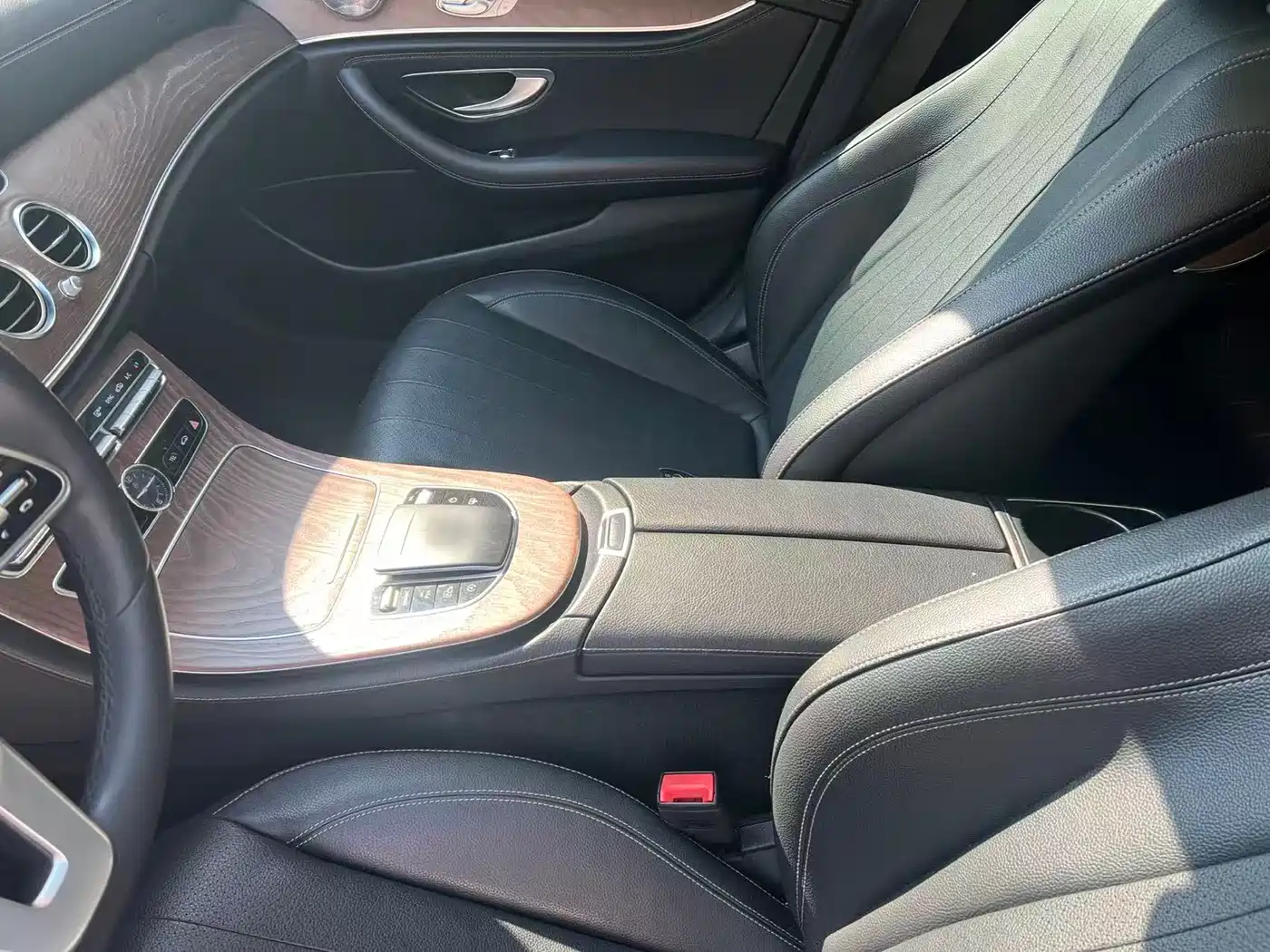 Mercedes-Benz E-Class 2019 Facelift E 300 L Luxury фото 14