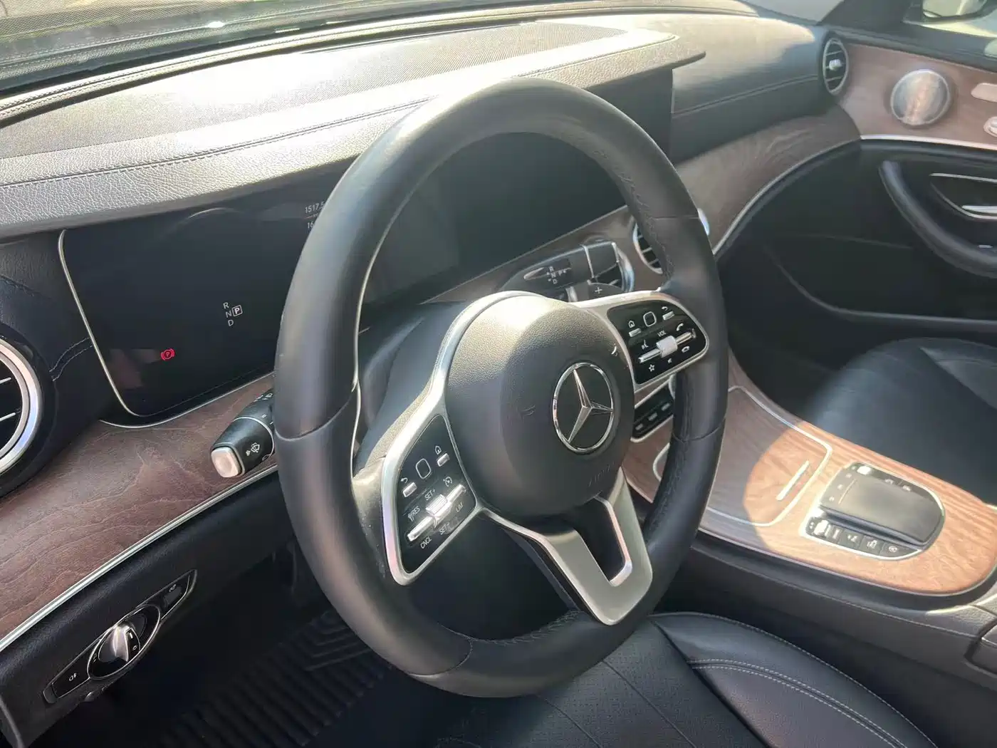 Mercedes-Benz E-Class 2019 Facelift E 300 L Luxury фото 13