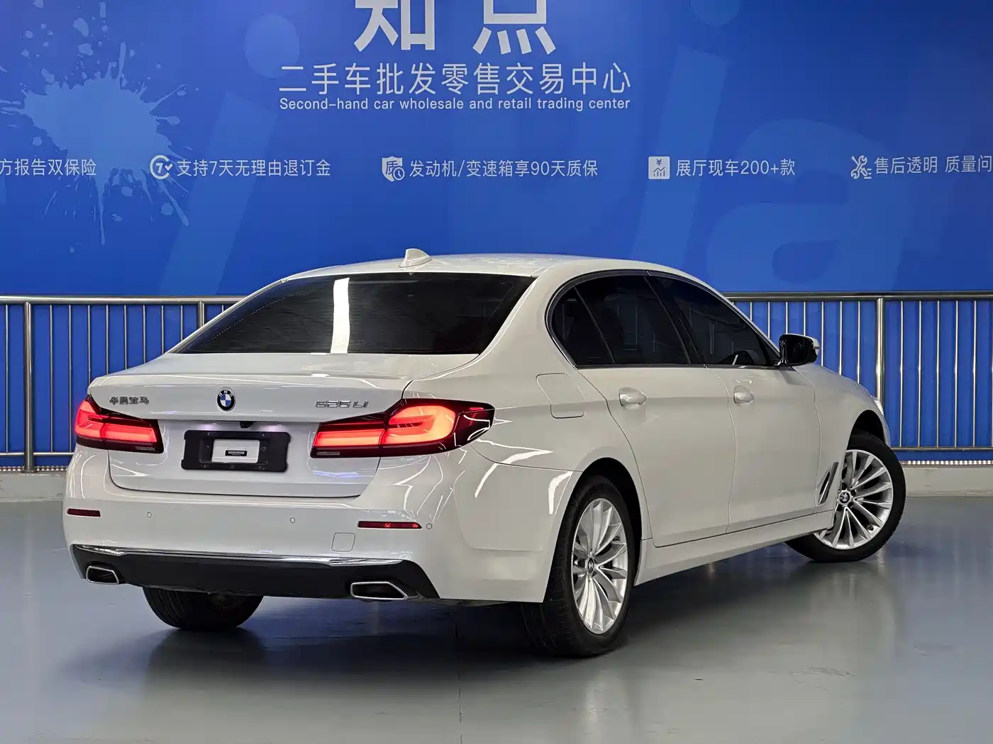 BMW 5 Series 2021 525Li Luxury Package фото 4