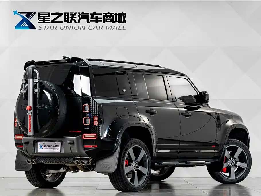 Photo 6 - Land Rover Defender