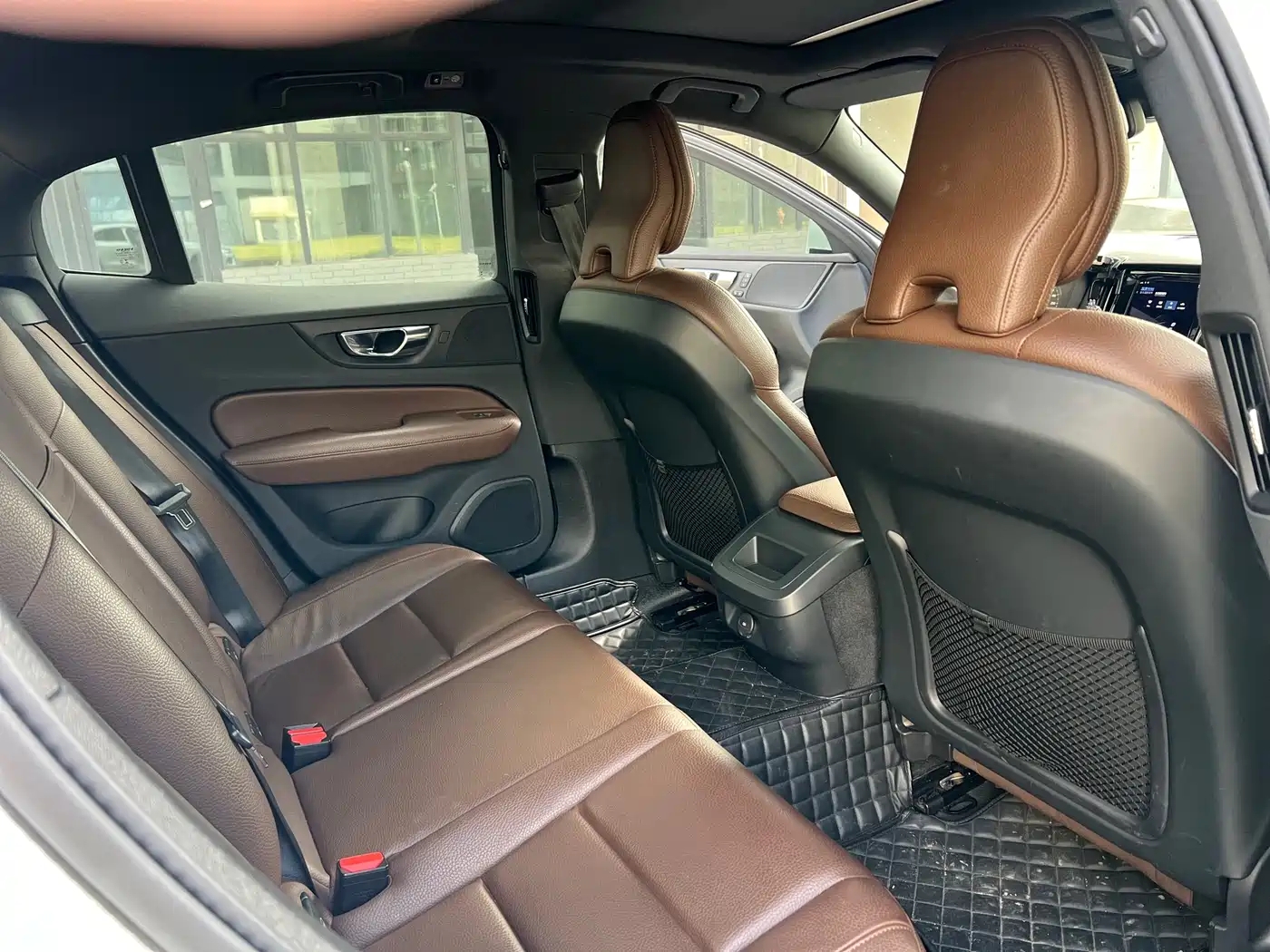 Volvo S60 2022 B4 Smart Comfort Luxury Edition фото 11