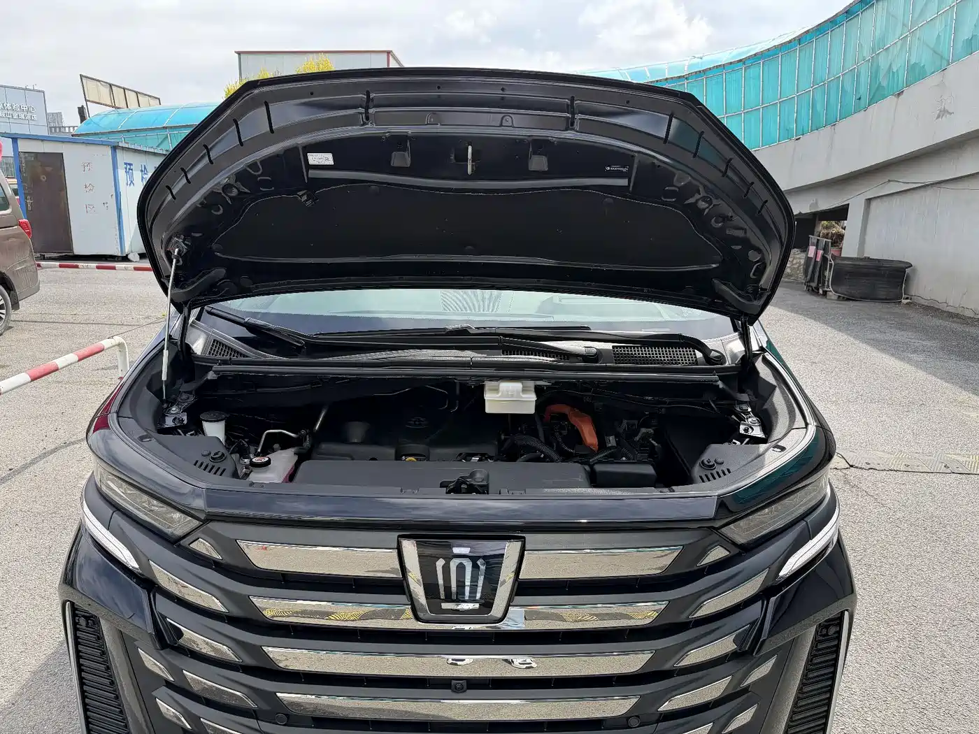 Toyota Vellfire 2023 Crown Hybrid 2.5L HV Ultimate фото 18
