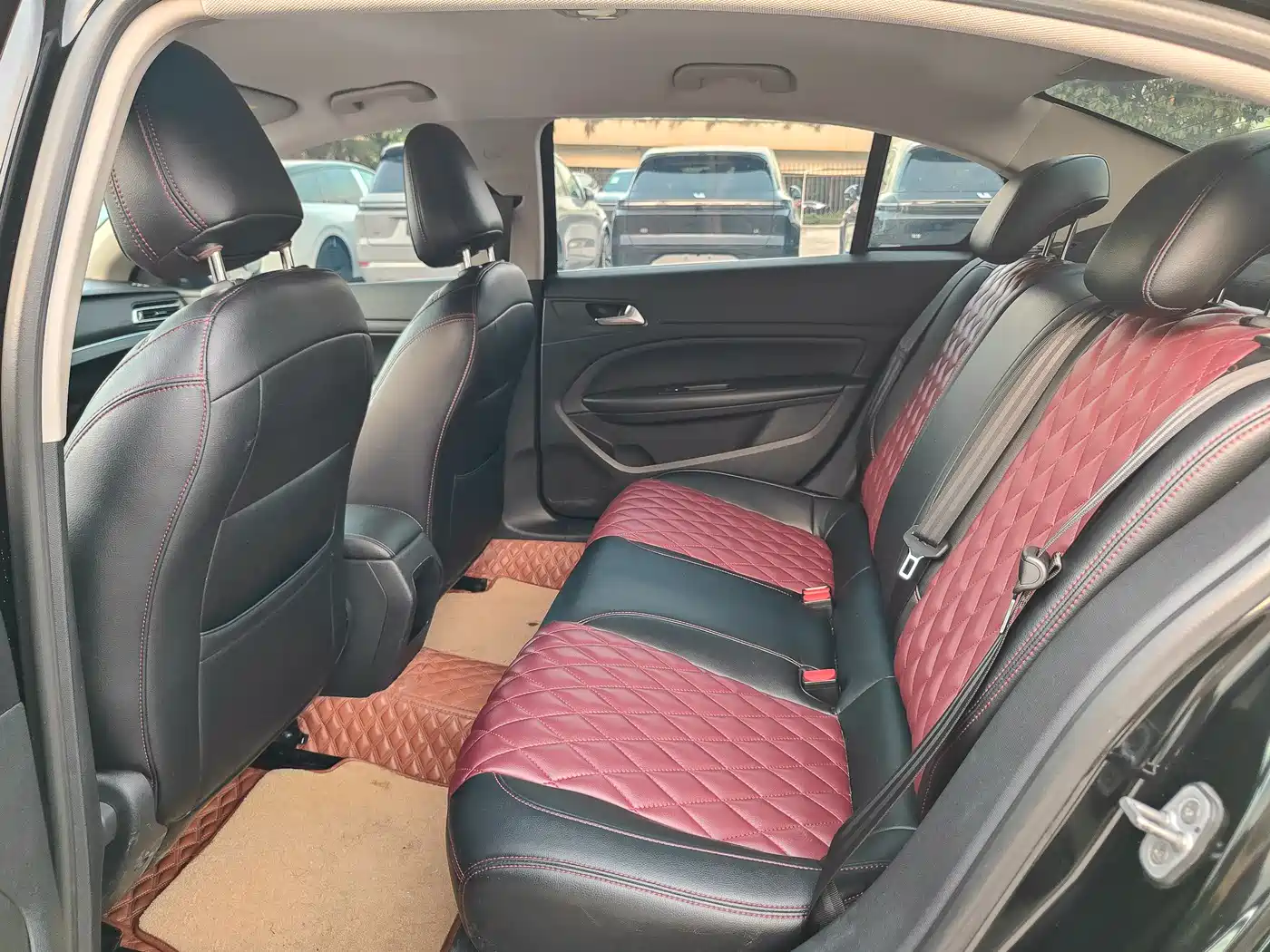 Peugeot 408 2014 1.8L Automatic Leading Edition фото 9