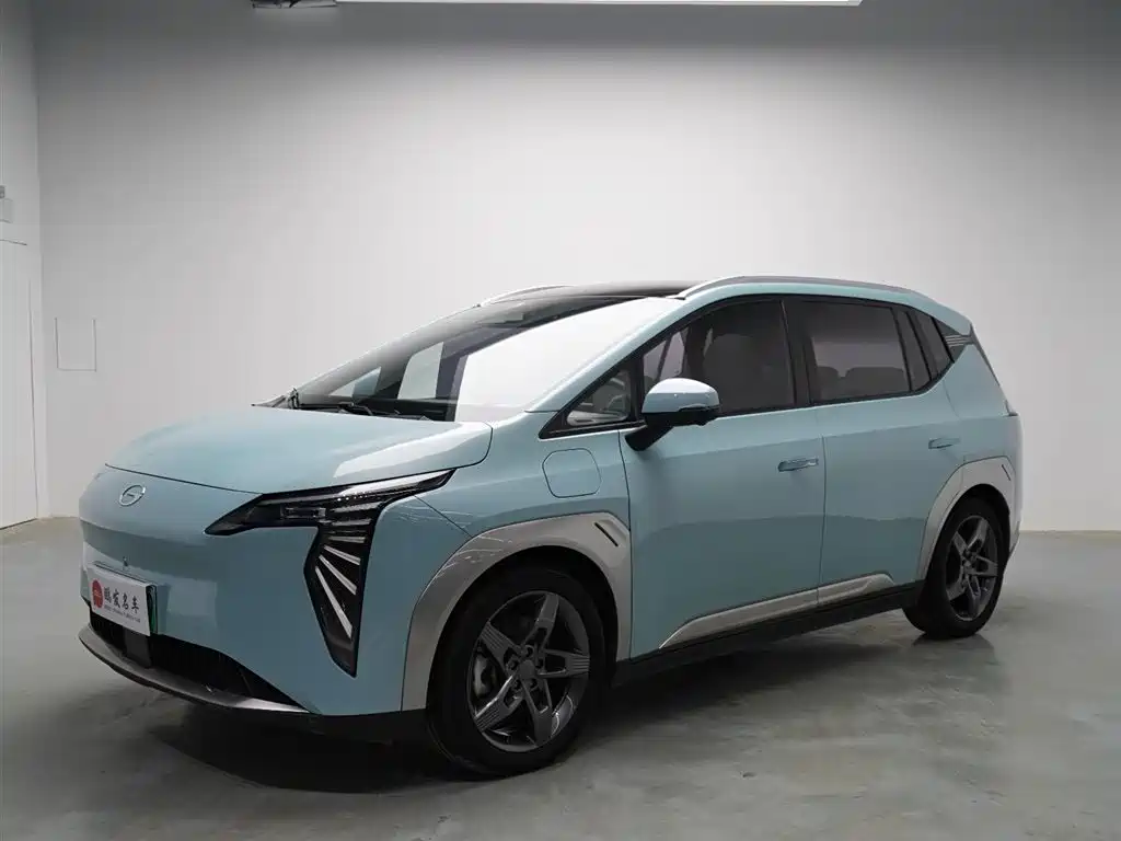 Aion Y 2022 Plus 70 Tech Edition