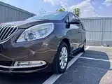 Фото 7 - Buick GL8