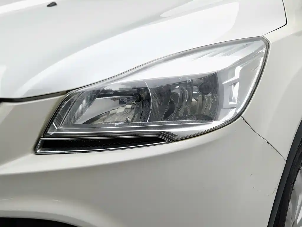 Photo 7 - Ford Kuga