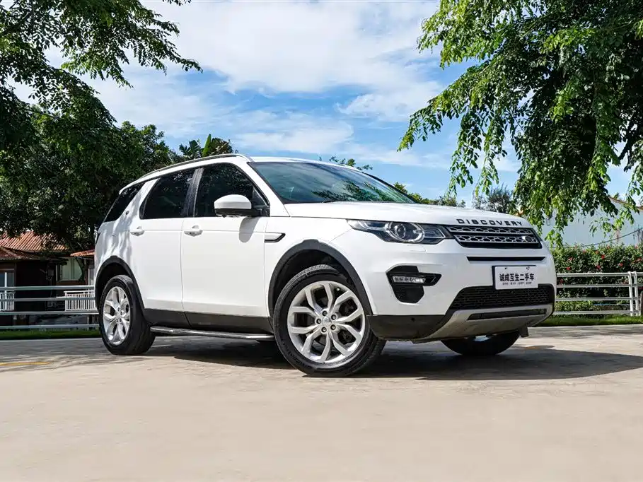 Land Rover Discovery Sport 2017 2.0T HSE фото 3