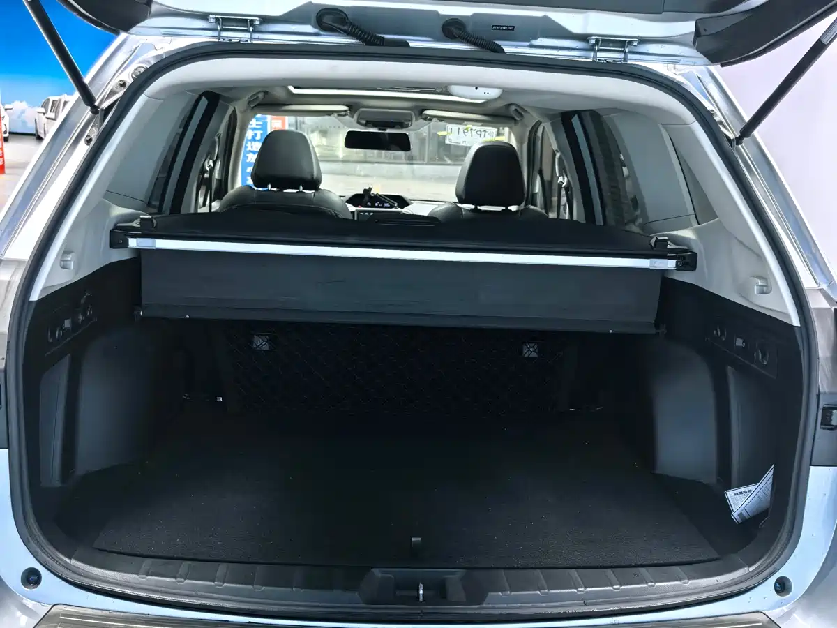 Subaru Forester 2020 2.0i Luxury Edition фото 23