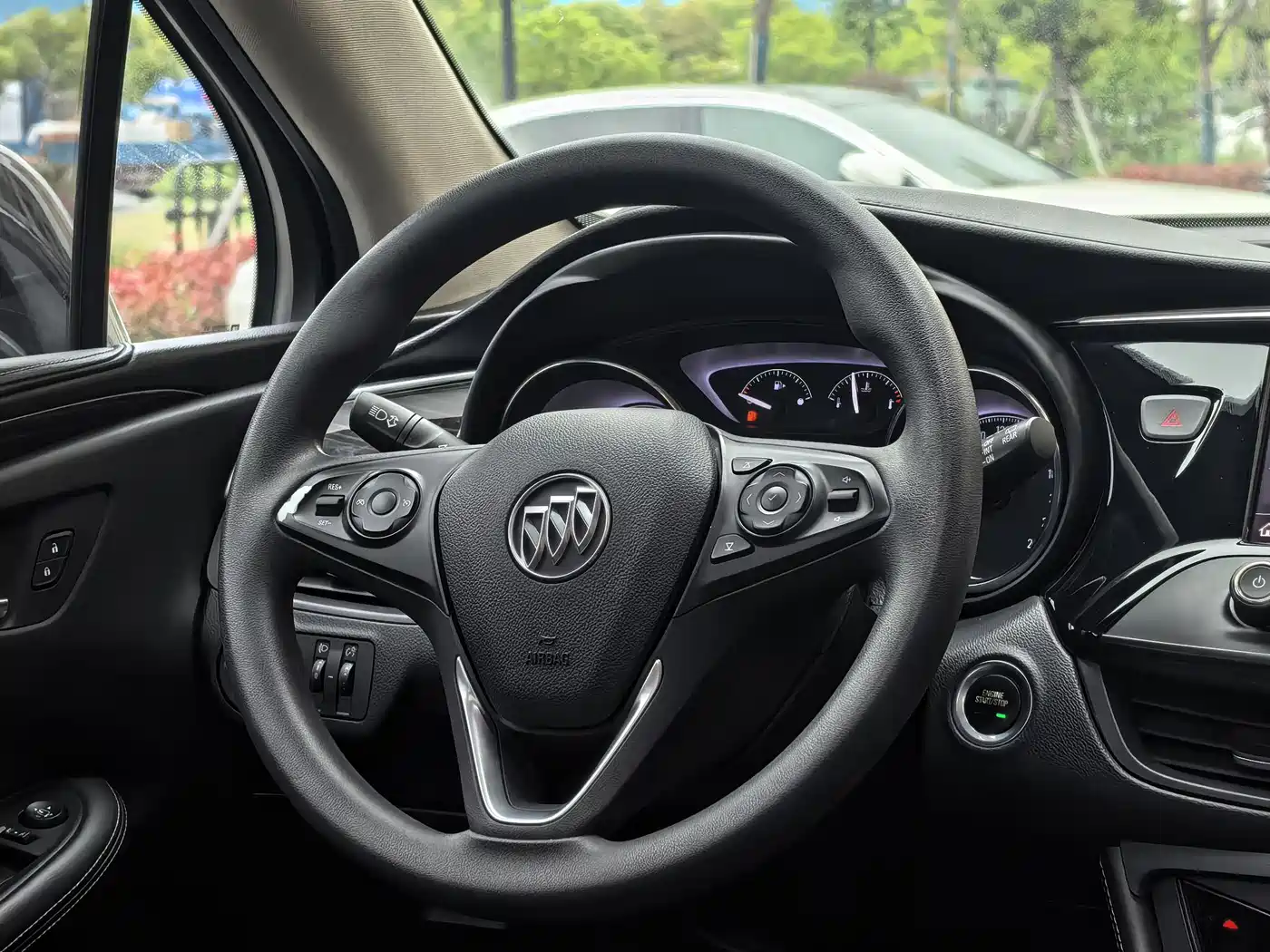 Buick Envision Plus 2020 20T FWD Leading фото 15